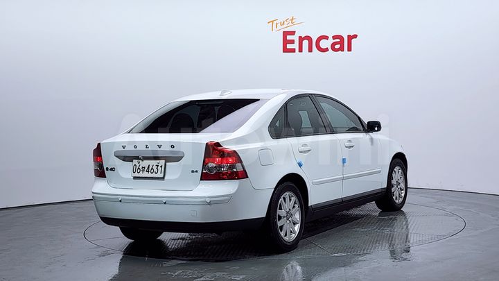 Volvo S40