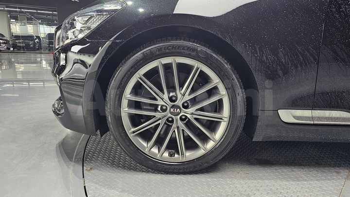 Kia K9 2020 — 5