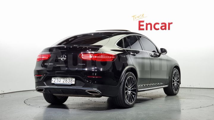 Mercedes Benz GLC Class 2019 — 2