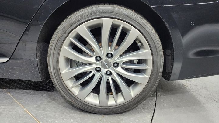 Genesis G80 2017 — 5
