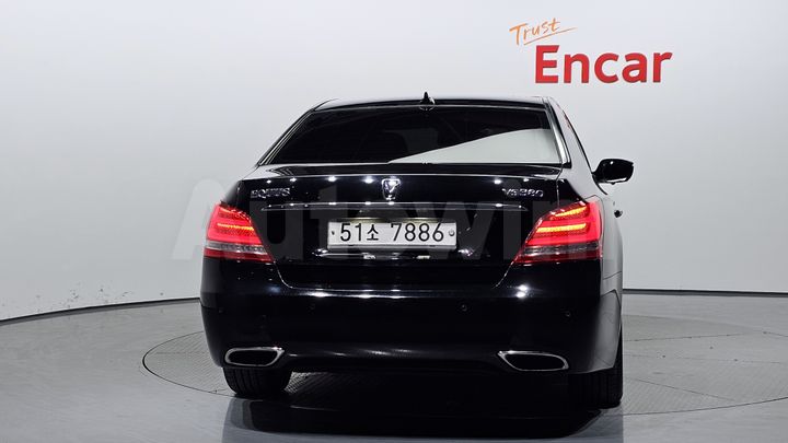 Hyundai Equus 2014 — 4