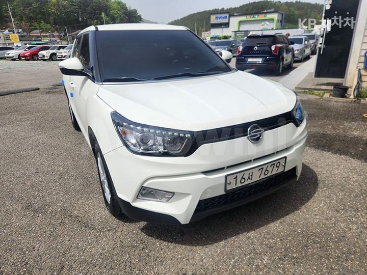 KGM (Ssangyong) Tivoli 2015 — 3