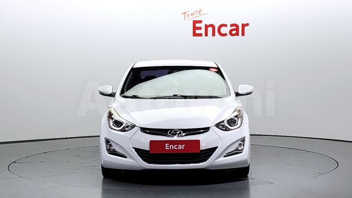 Hyundai Avante 2014 — 3