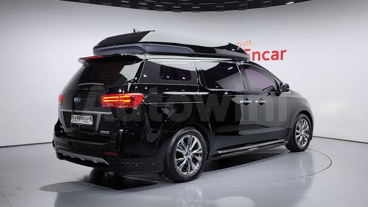 Kia Carnival 2020 — 2