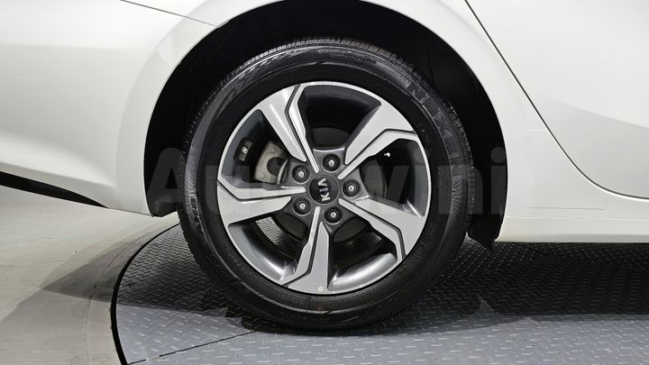 Kia K3 2019 — 5