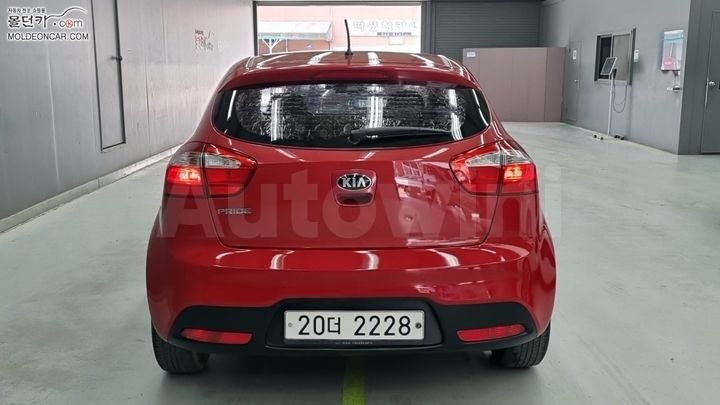 Kia Pride 2013 — 4