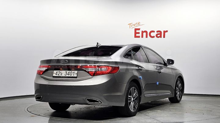 Hyundai Grandeur 2013 — 2