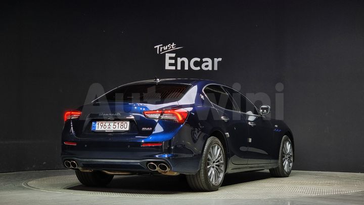 Maserati Ghibli 2022 — 2