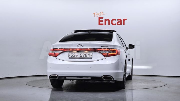 Hyundai Grandeur 2016 — 4