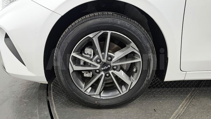 Kia K3 2022 — 5