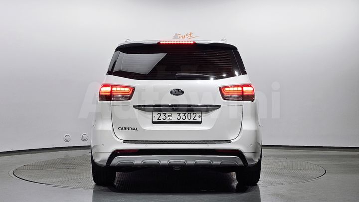 Kia Carnival 2018 — 4