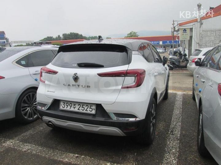Renault Captur 2020 — 4