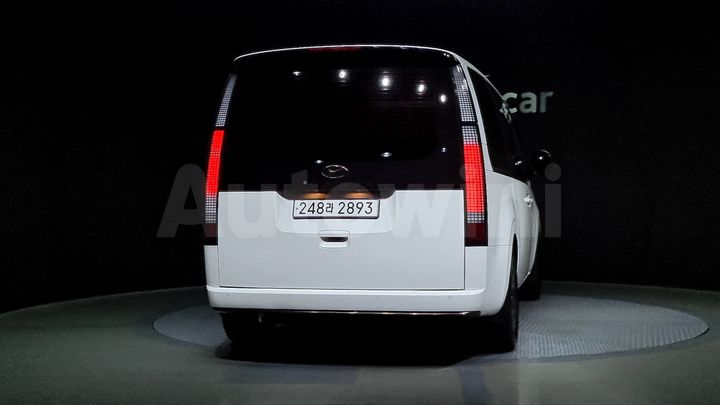 Hyundai Staria 2022 — 4