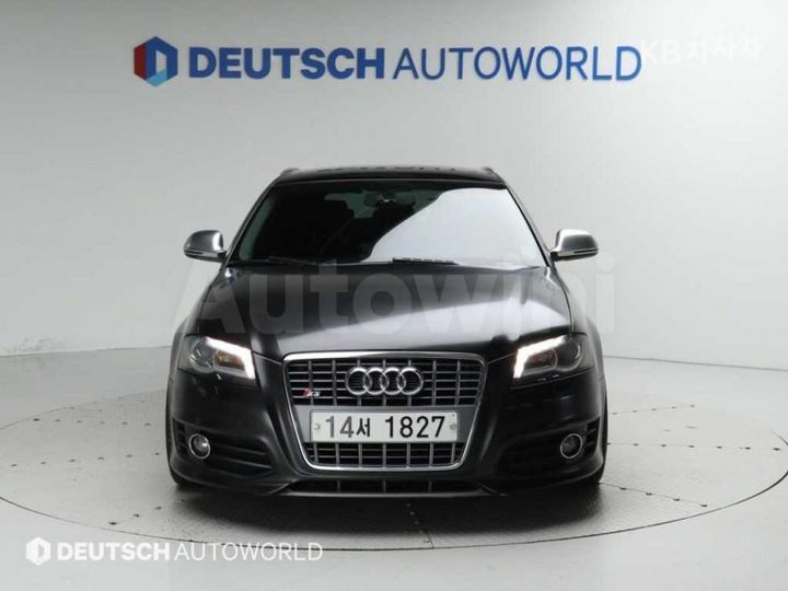 Audi A3 2010 — 3