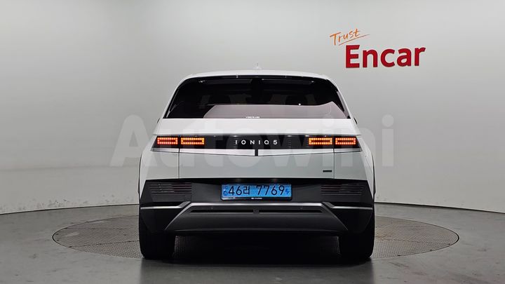 Hyundai Ioniq 2023 — 4