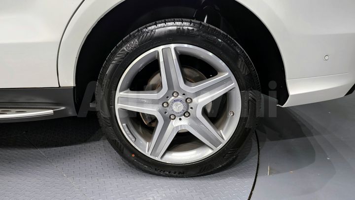 Mercedes Benz GLE Class 2017 — 5