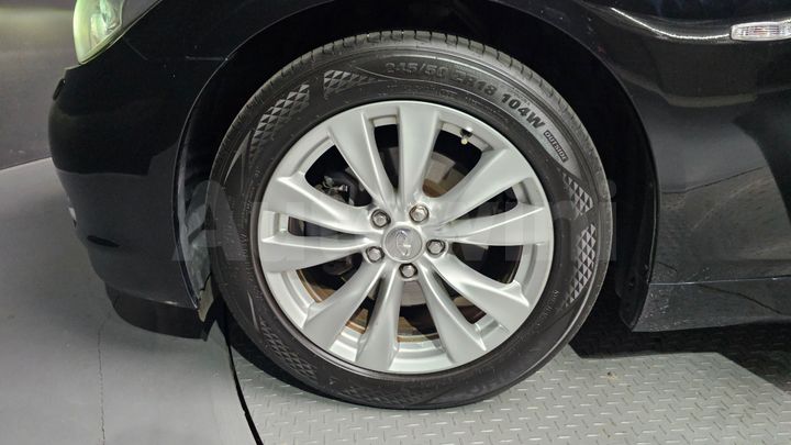 Infiniti M 2011 — 5