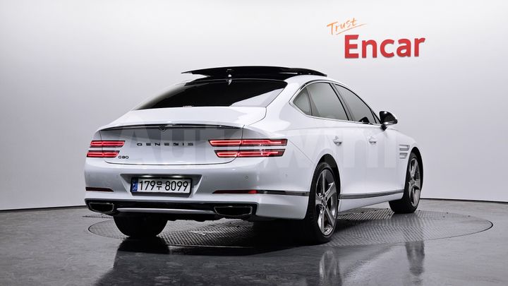 Genesis G80 2022 — 2