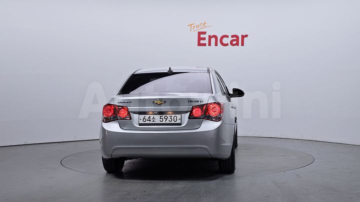 Chevrolet Cruze 2012 — 4