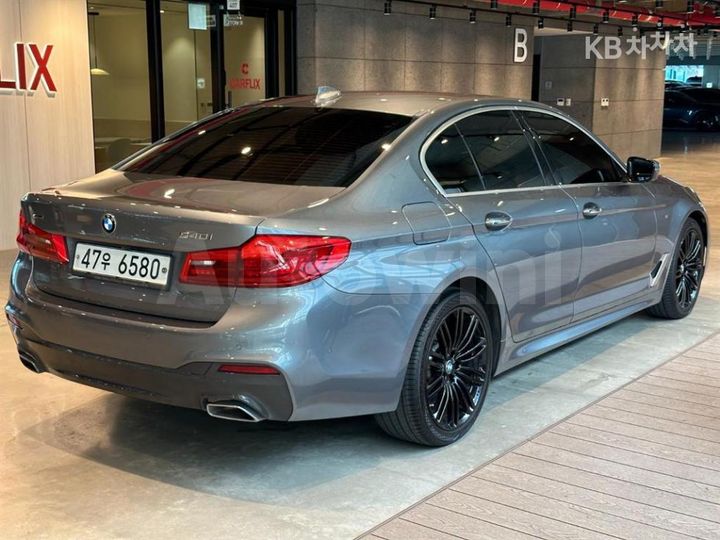 BMW 5 Series 2018 — 4