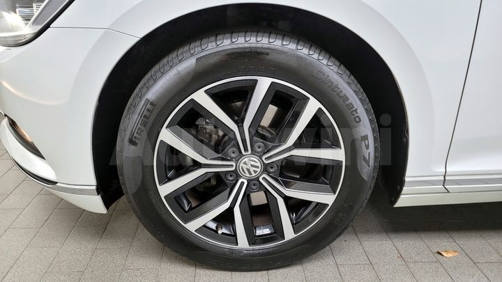 Volkswagen Passat 2018 — 5