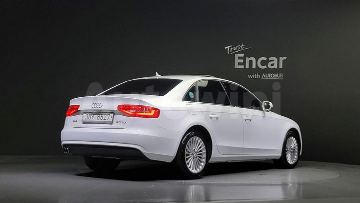 Audi A4 2013 — 2