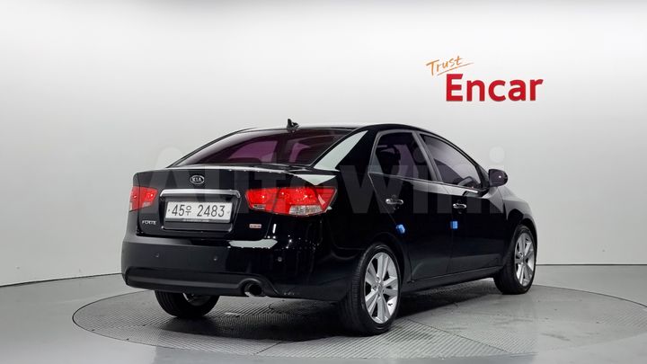 Kia Forte 2012 — 2