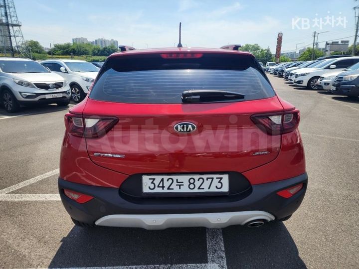 Kia Stonic 2020 — 3