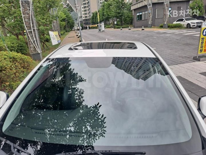 Hyundai Avante 2012 — 5