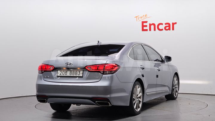 Hyundai Aslan 2016 — 2