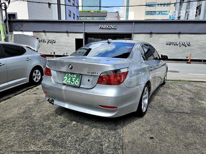 BMW 5 Series 2004 — 3