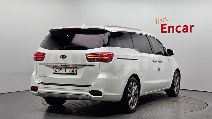 Kia Carnival 2019 — 2