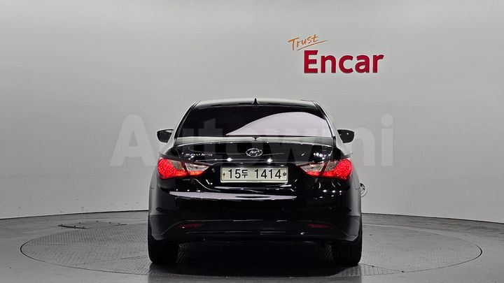 Hyundai Sonata 2012 — 4