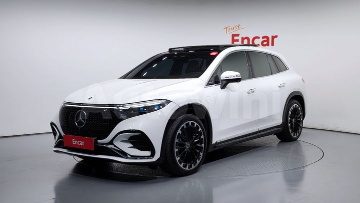 Mercedes Benz EQS