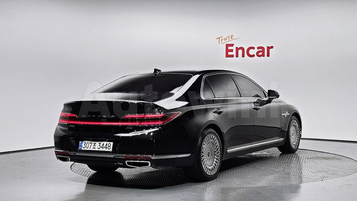 Genesis G90 2021 — 2