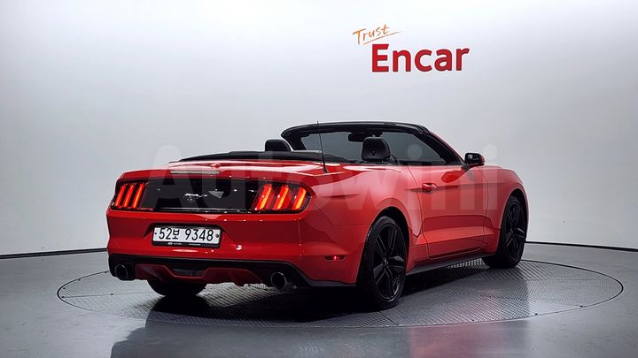 Ford Mustang 2017 — 2
