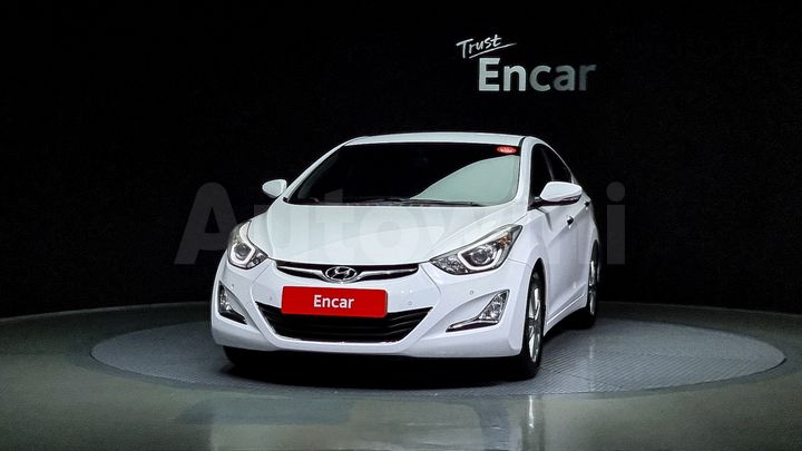 Hyundai Avante 2015 — 3