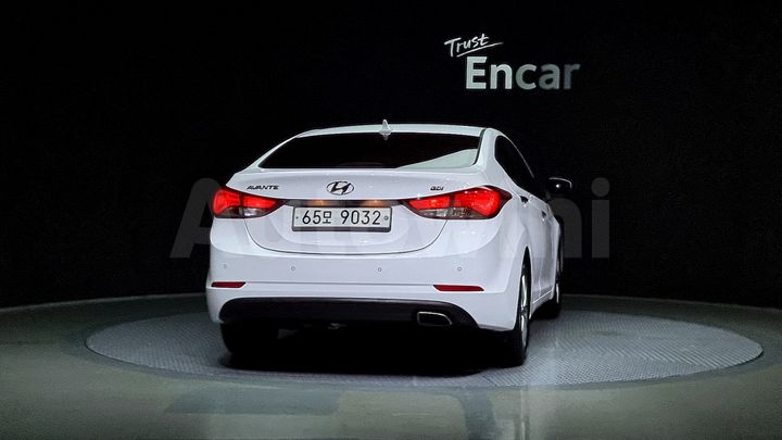 Hyundai Avante 2015 — 4