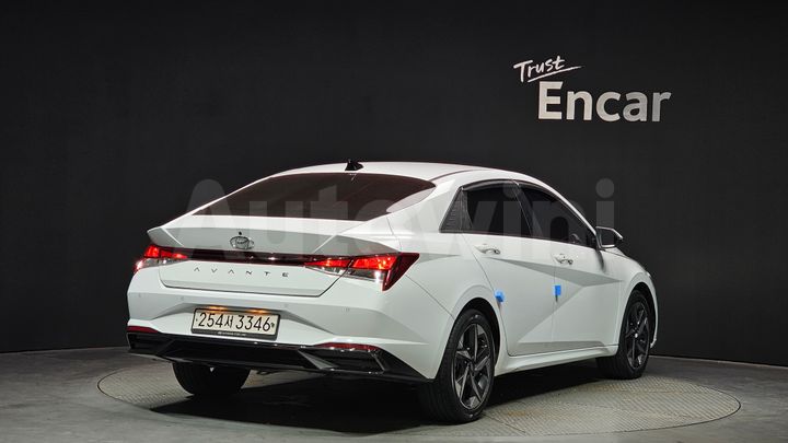 Hyundai Avante 2021 — 2