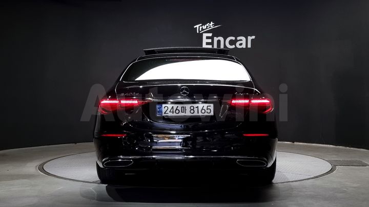 Mercedes Benz S Class 2022 — 4