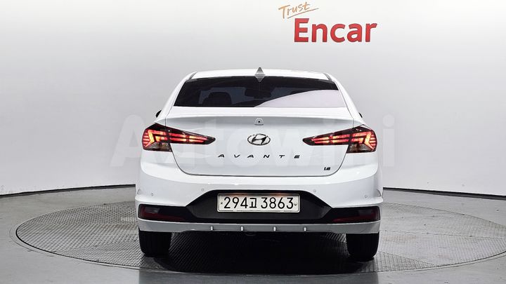 Hyundai Avante 2019 — 4