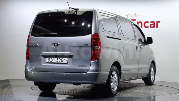 Hyundai Starex 2019 — 2