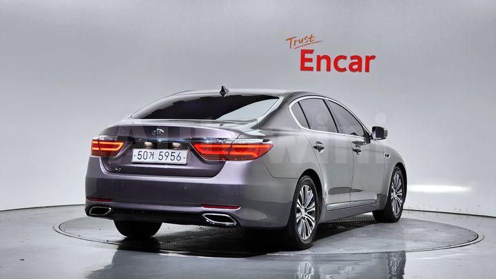Kia K9 2015 — 2