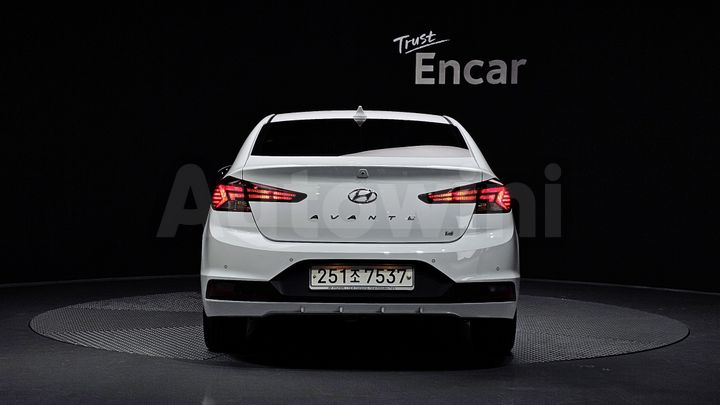 Hyundai Avante 2020 — 4