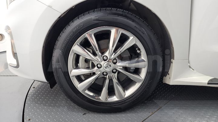 Kia Carnival 2019 — 5