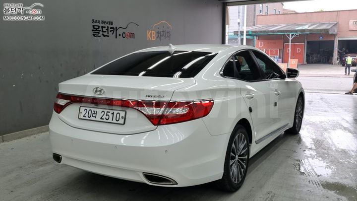 Hyundai Grandeur 2013 — 2