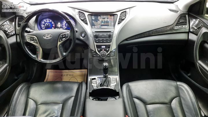 Hyundai Grandeur 2013 — 5