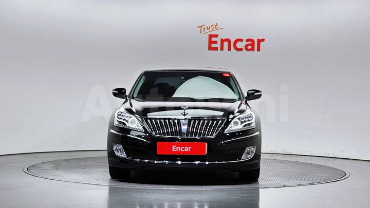 Hyundai Equus 2010 — 3
