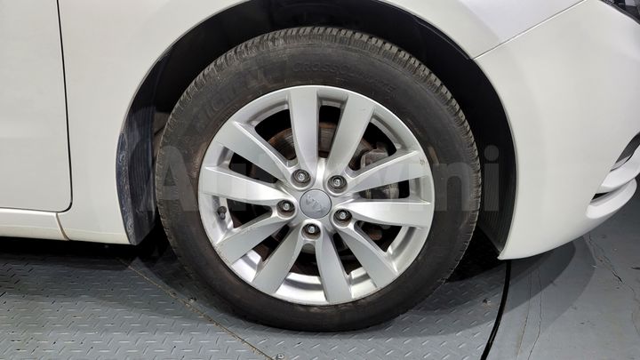 Kia K3 2015 — 5