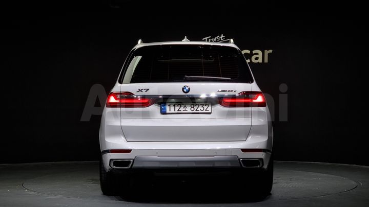 BMW X7 2020 — 4
